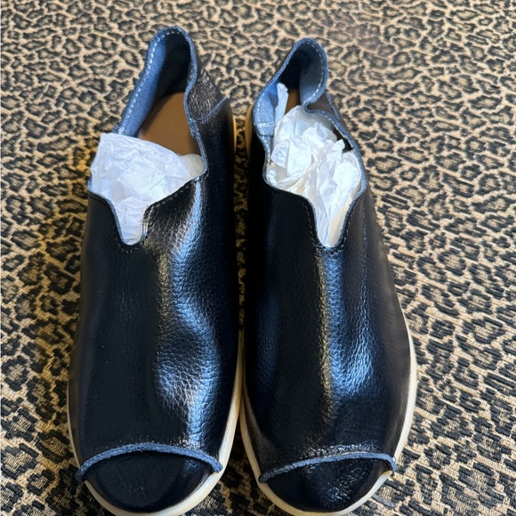 Nanccy Slip On Shoes Size 39 In Black - Picture 1 of 4